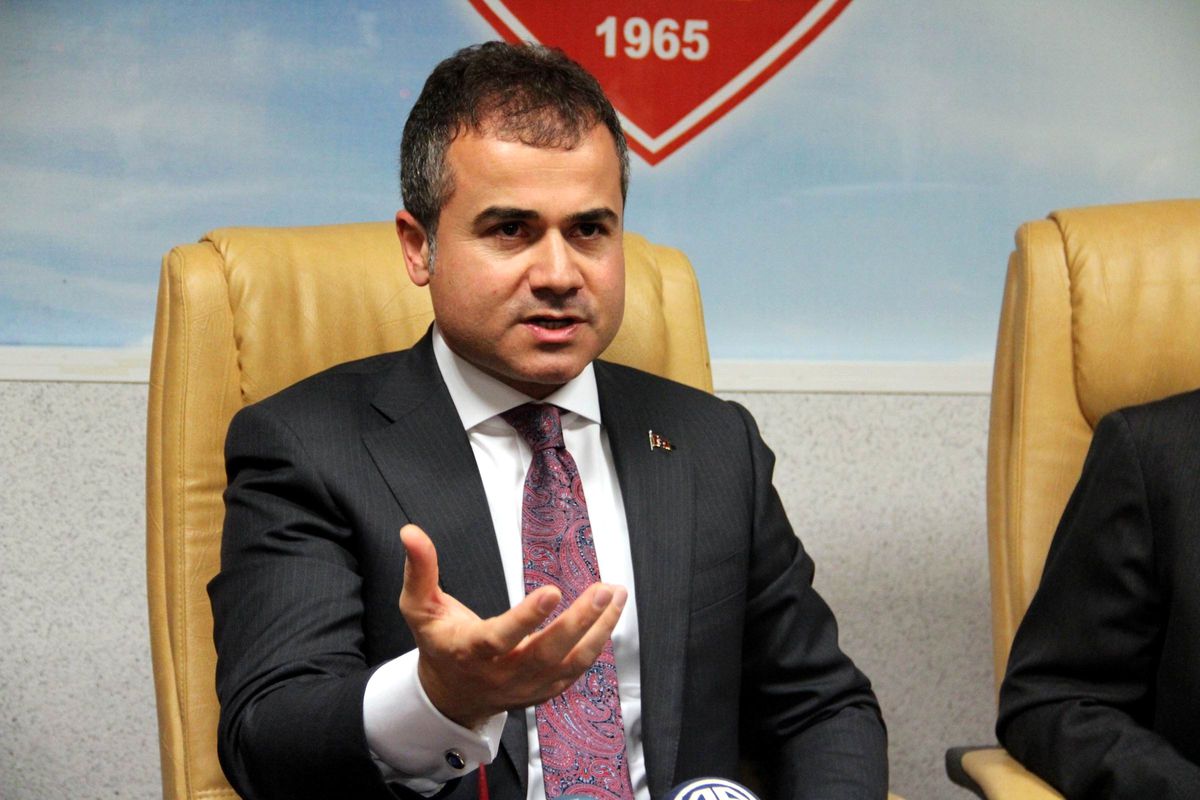 Bakan Kılıç: "Çatıyı Kapatma Görevi Galatasaray\'ın"
