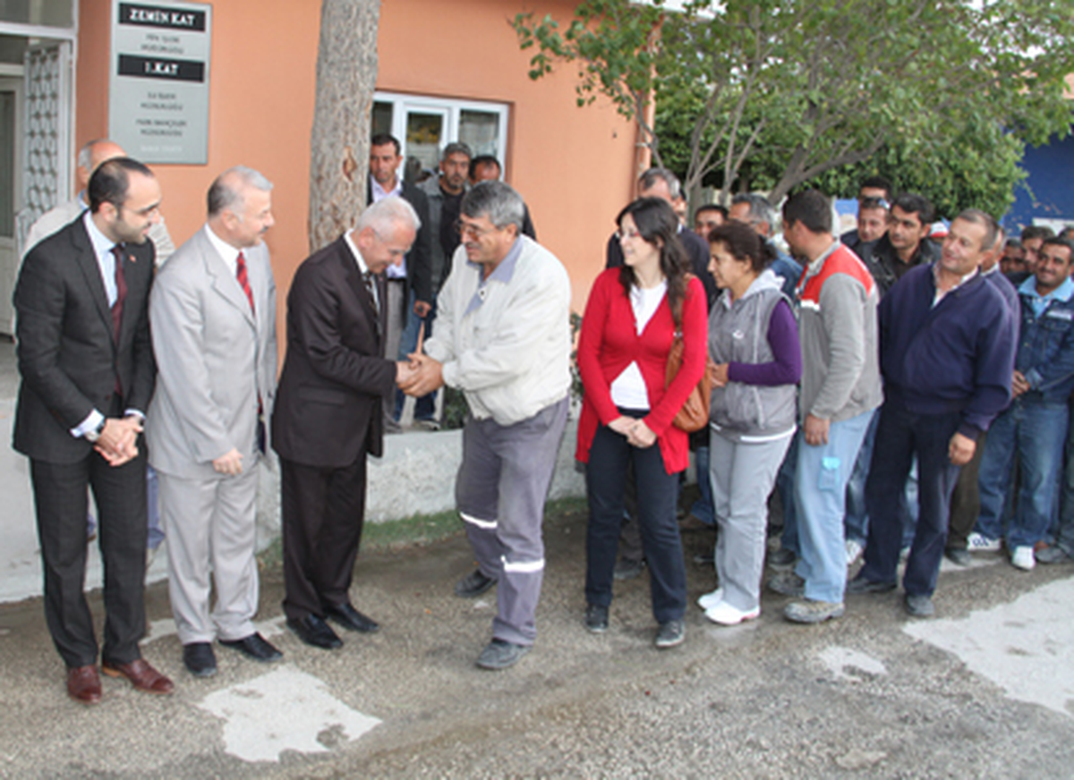 Başkan Akkaya Belediye Personeli İle Bayramlaştı
