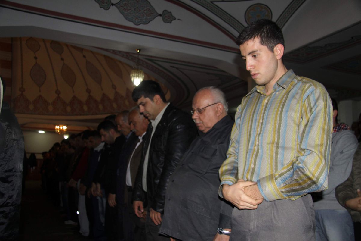 Bayram Sabahı \'Barış\' Sesleri