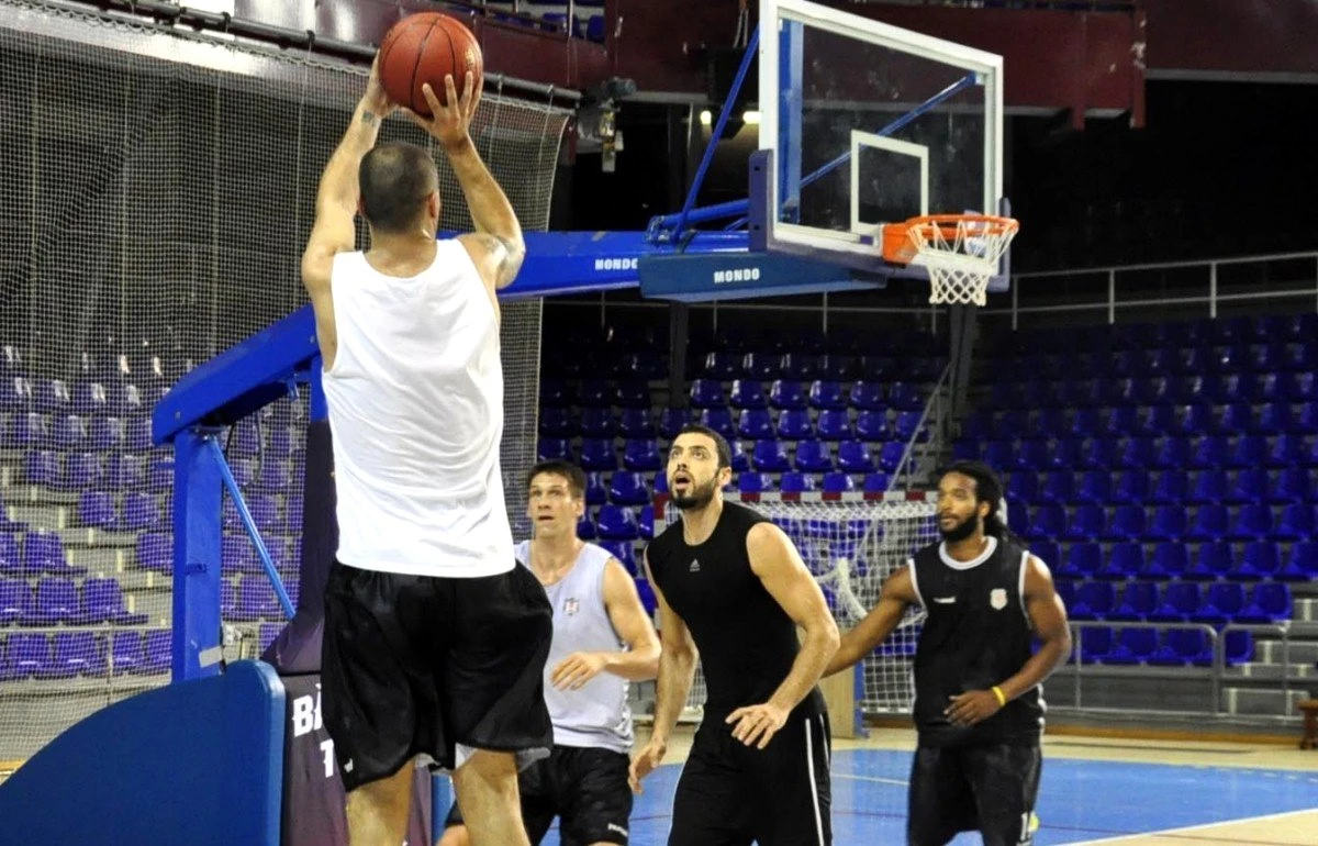 Beşiktaş Basketbol Takımı, Barcelona Regal Maçı Hazırlıklarına Başladı