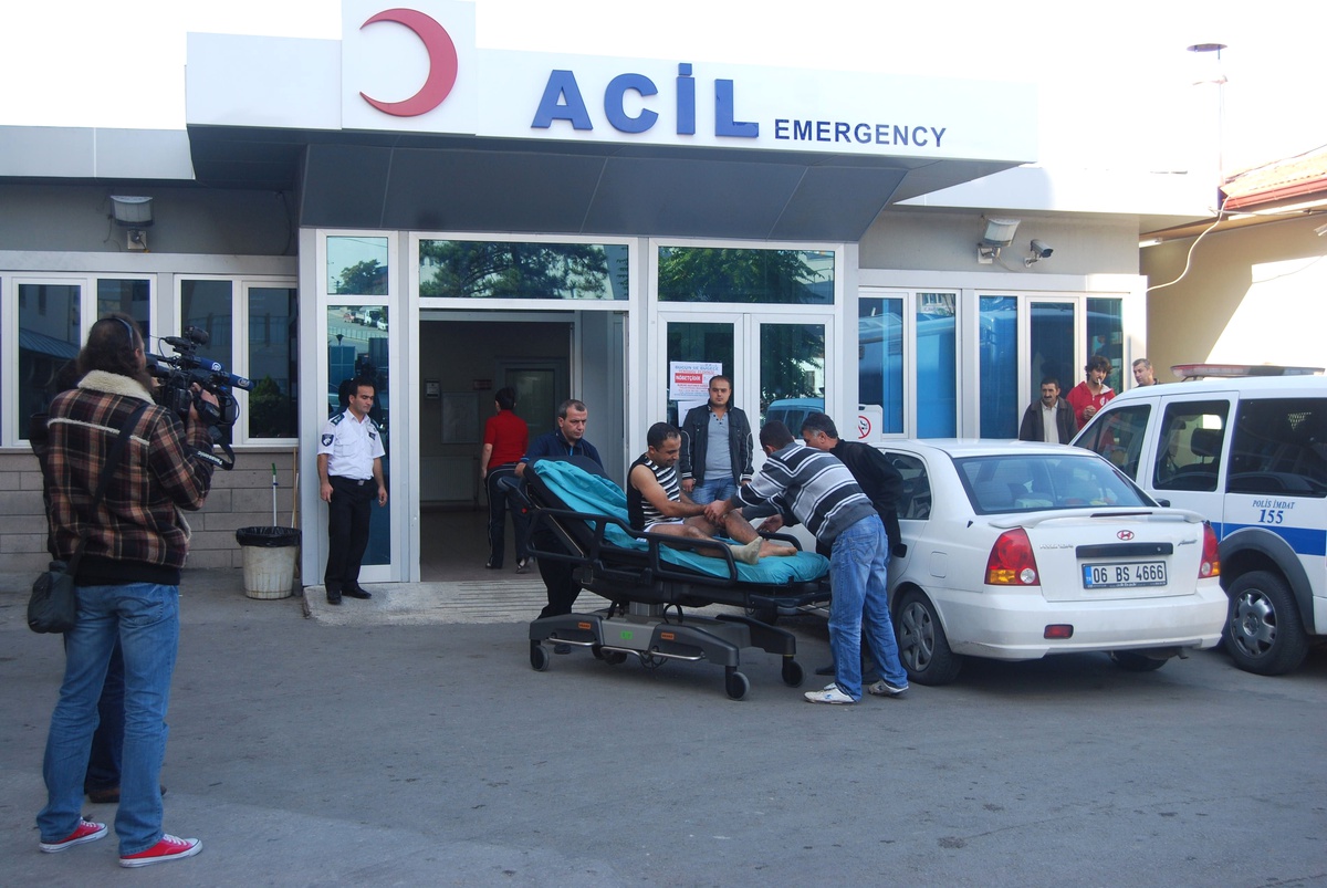 Bursa\'da 152 Kişi Kurban Keserken Kendini Yaraladı
