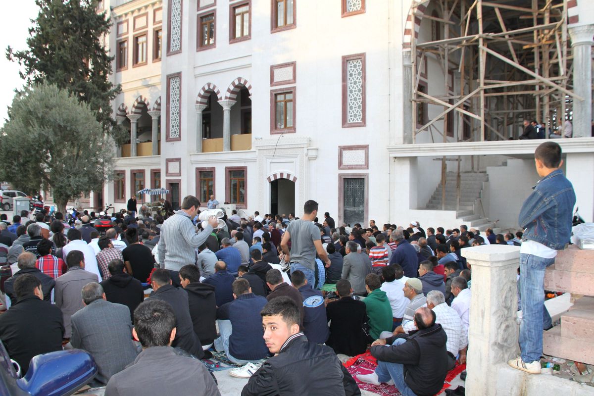 Didim\'de Bayram Coşkusu..