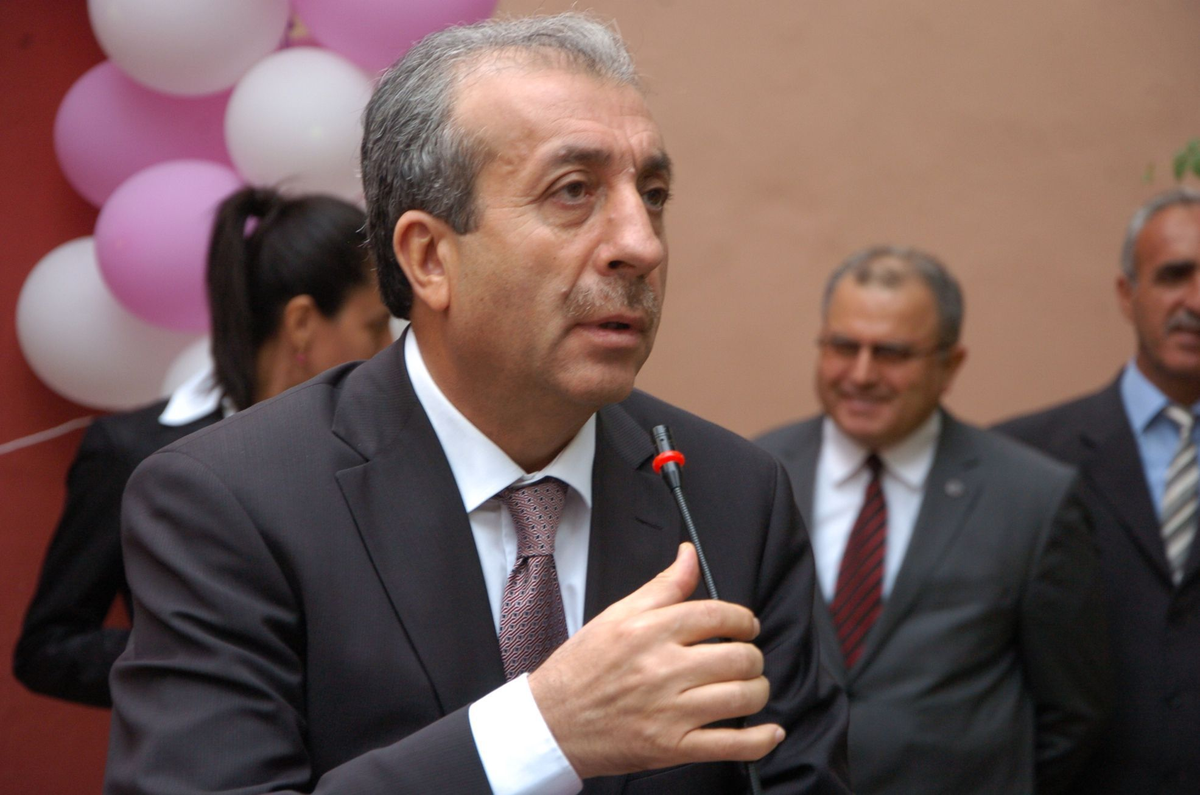 Bakan Eker\'den Açlık Grevi Açıklaması