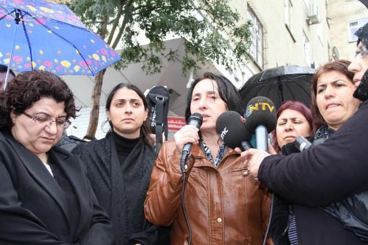 BDP\'li Aydoğan Diyarbakır\'da Yürüşe Katıldı