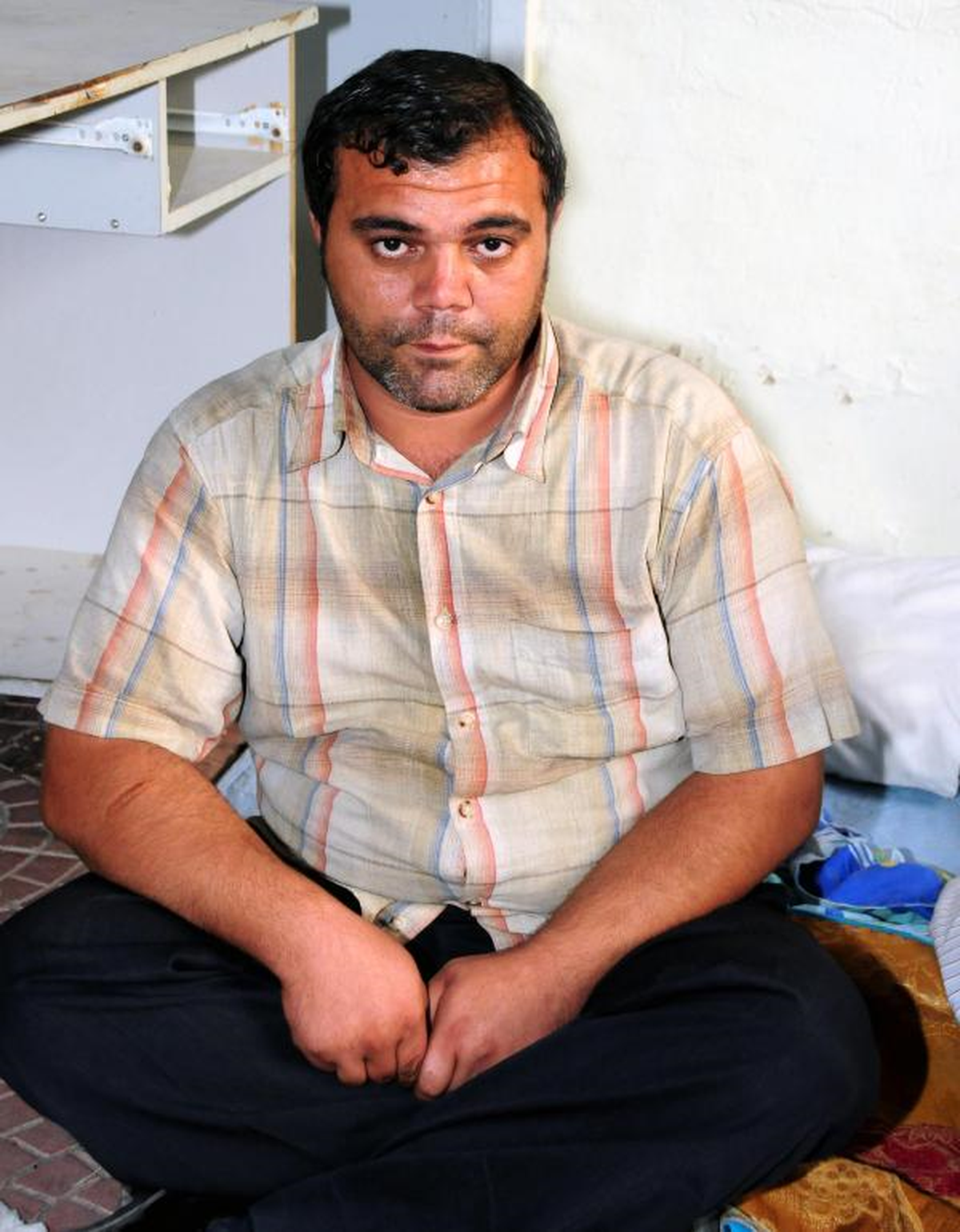 Kirayı Ödeyemeyince Bayrama Sokakta Girdiler