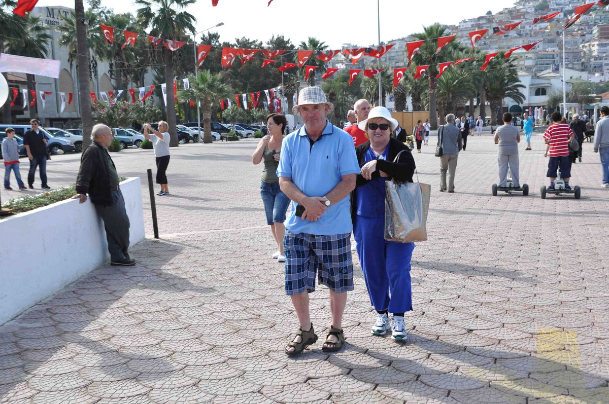 Kuşadası\'nda Bayram Hareketliliği