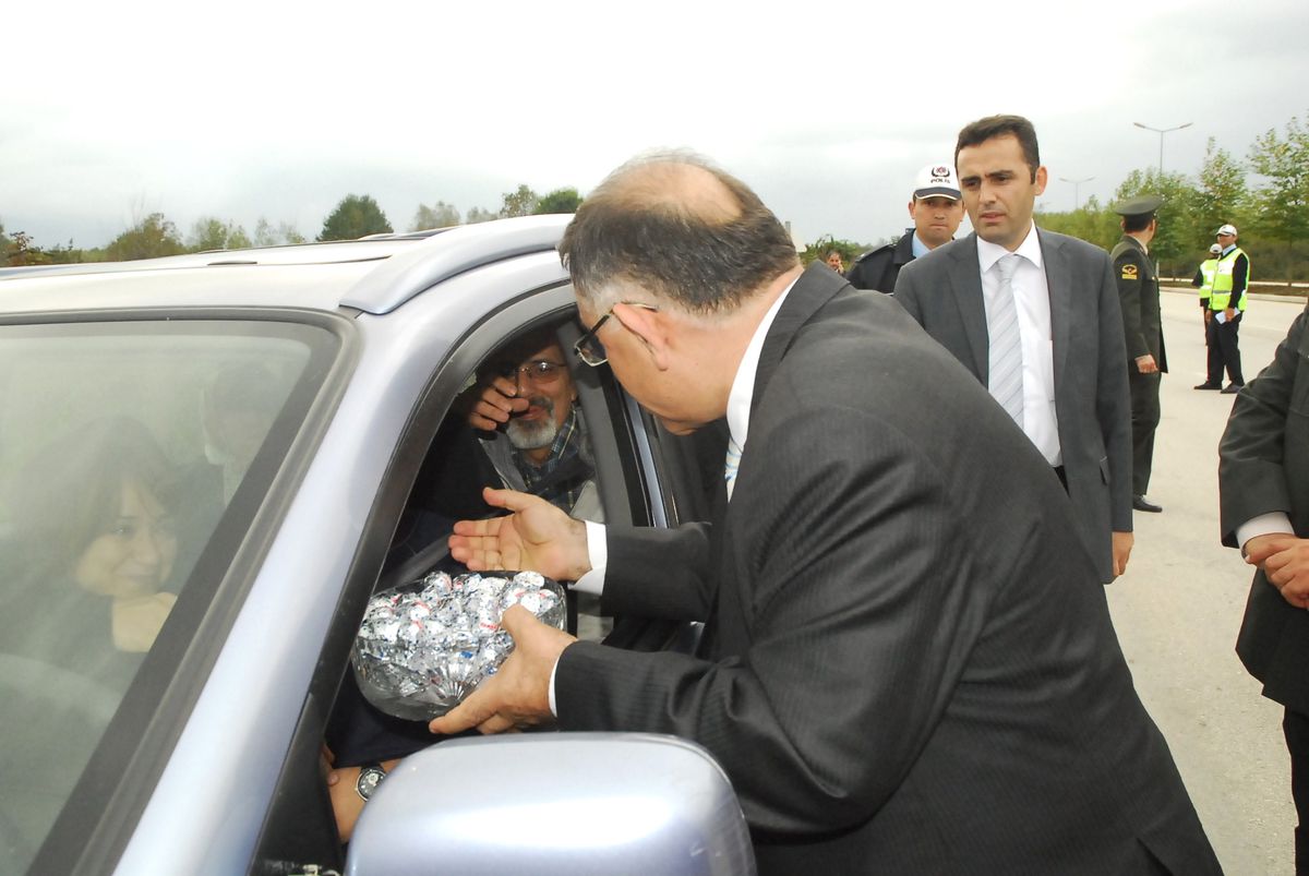 Polis Bayram\'da Uyarılarda Bulundu