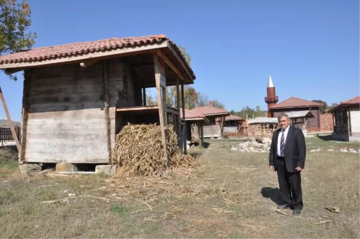 Samsun Ladik\'te, 300 Yıllık Ahşap Köy Yeniden Kuruldu