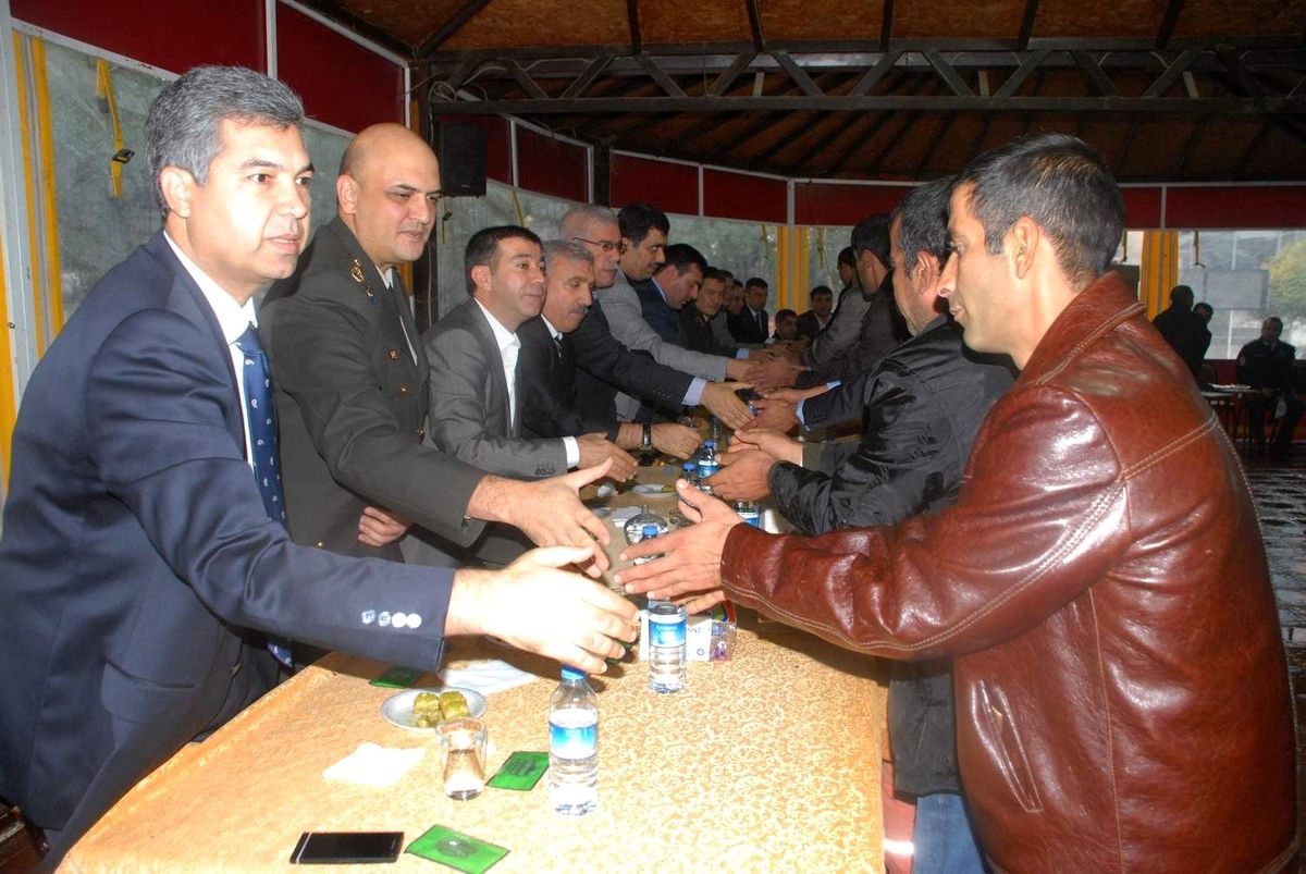 Siverek\'te Bayramlaşma Töreni