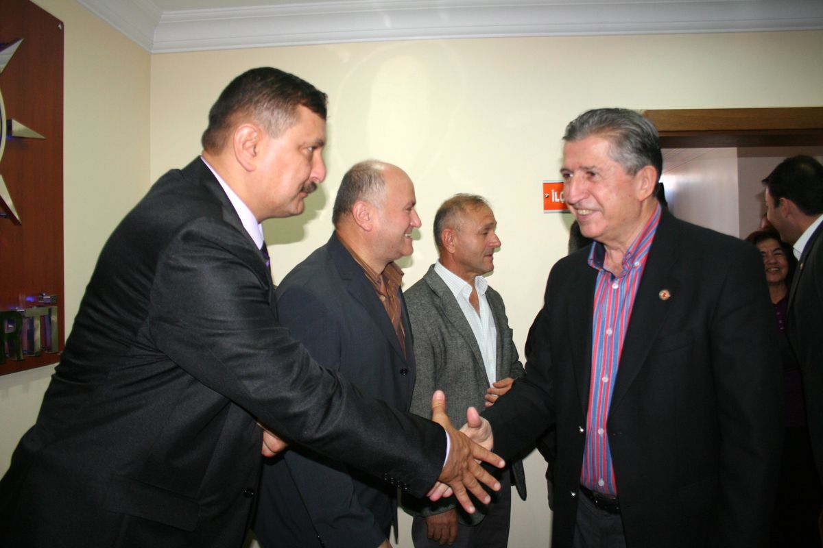AK Parti\'de Bayramlaşma