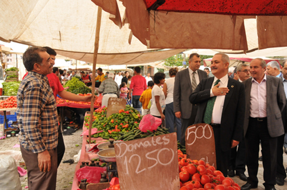 Başkan Kadir Kara\'dan Arefe Günü Gezileri