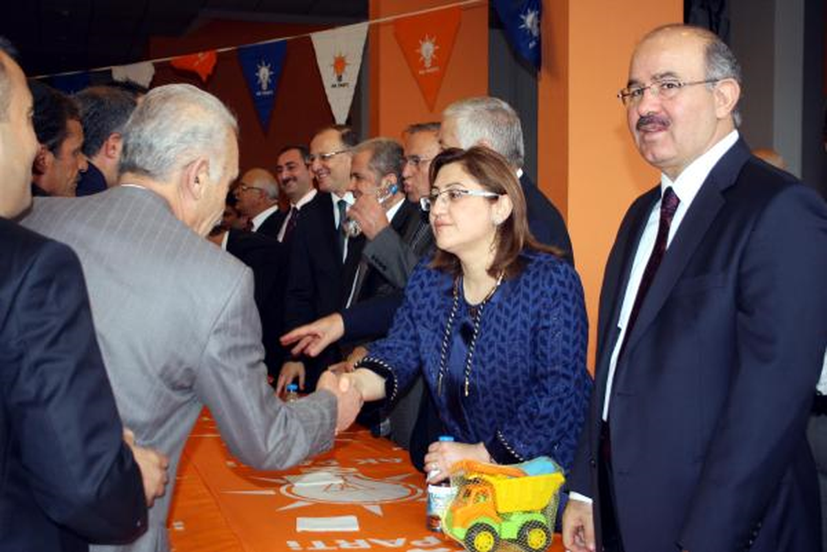 Çelik: Suriye ile İlgilenmeye Devam Ediyoruz