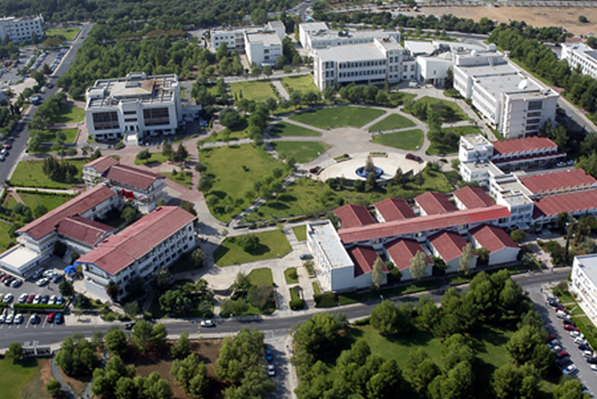 "DAÜ, Yeni Öğrenci Kayıt Rekorunu Kırmaya Devam Ediyor "