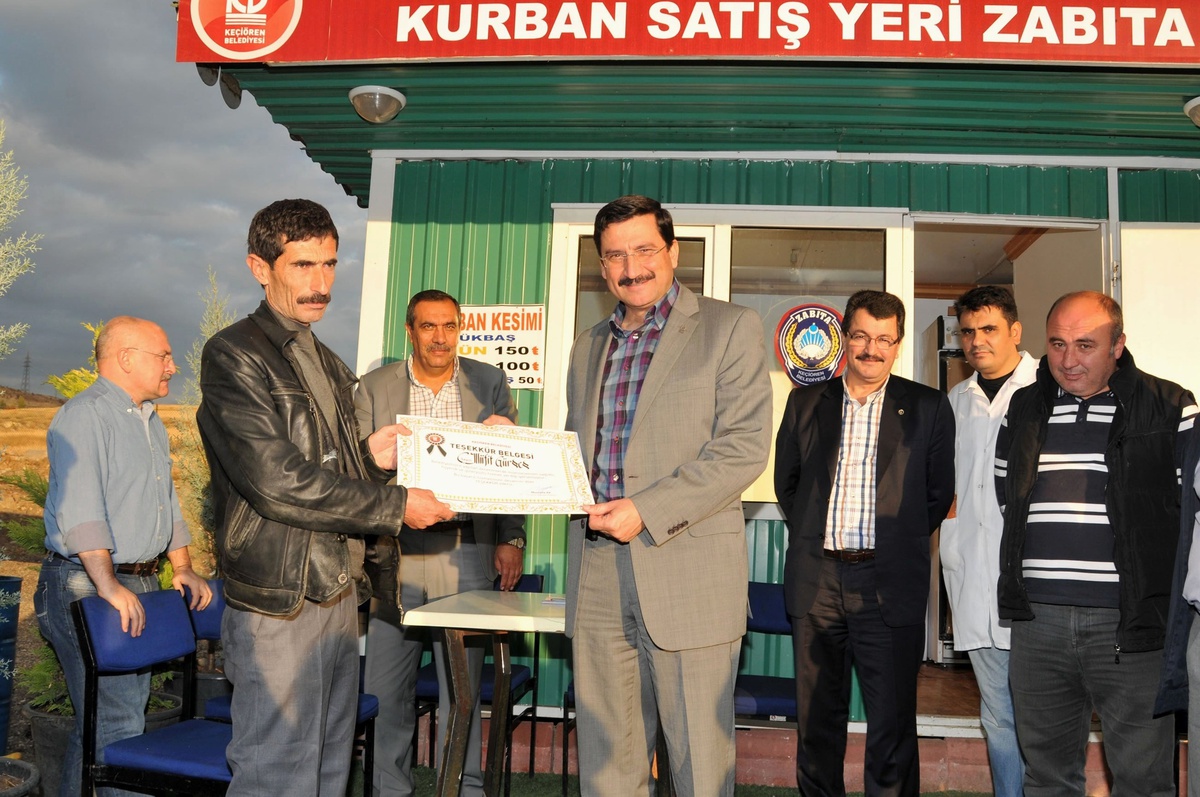 En Temiz ve En Bakımlı Hayvan Besicisine Plaket
