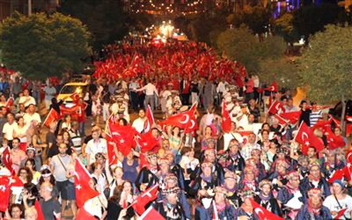 Karşıyaka\'da 29 Ekim Coşkusu