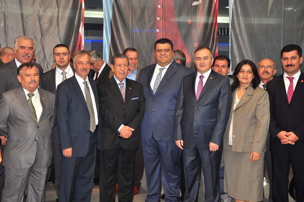 MHP Manisa Teşkilatı\'nda Bayramlaşma Töreni