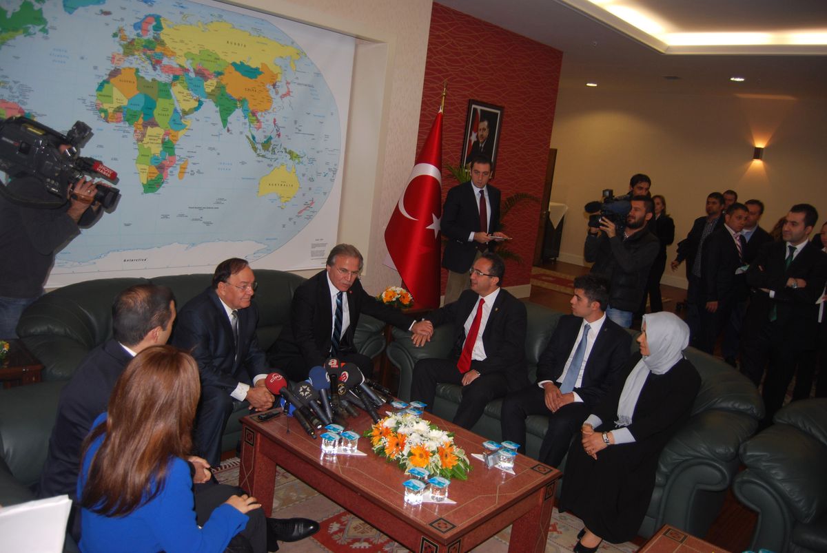 Partiler Arası Bayramlaşma