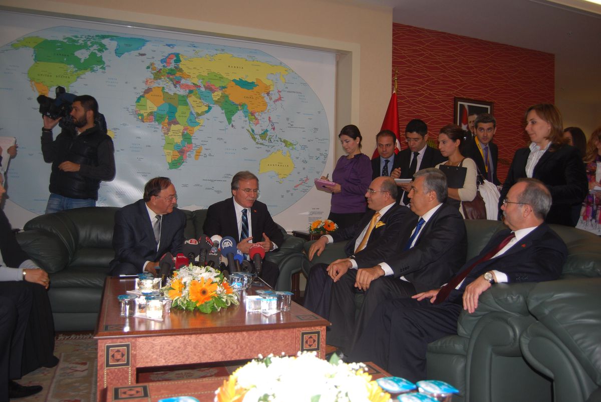 Partiler Arası Bayramlaşma