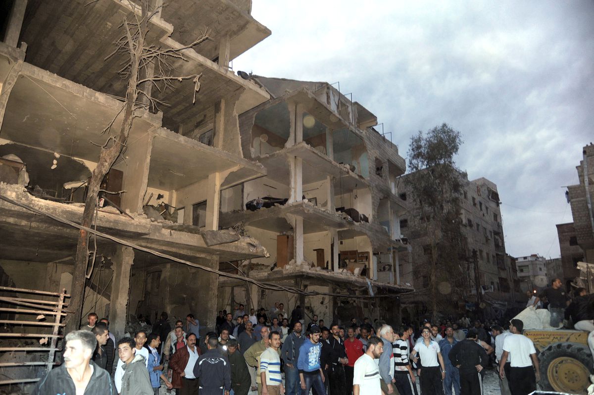 Şam\'da Bomba Yüklü Araçla Düzenlenen Saldırı