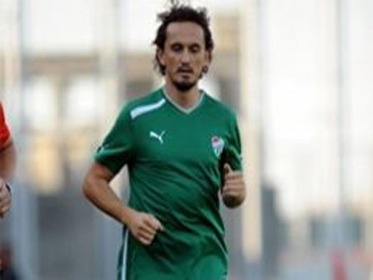 Bursaspor\'da Tuncay Şanlı Trabzon Kafilesinde Yok