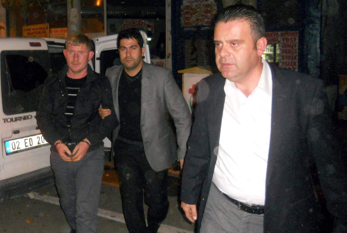Gölbaşı\'nda Hırsızlık Yapanlardan Biri Yakalandı