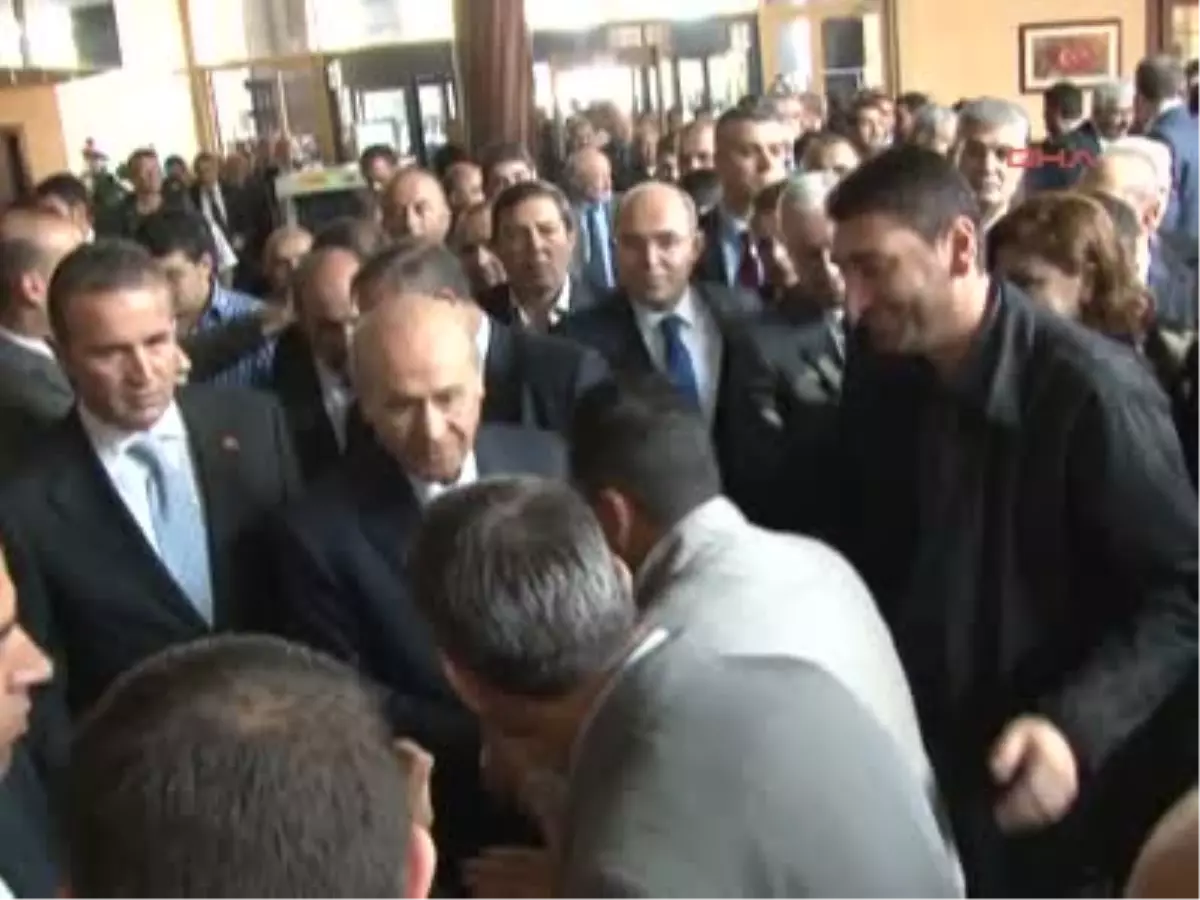 MHP Genel Başkanı Bahçeli\'den Hükümete Ağır Eleştiri