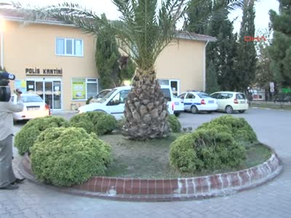 Pamukova\'da Boşandığı Eşini Öldürdü, İstanbul\'da Yakalandı