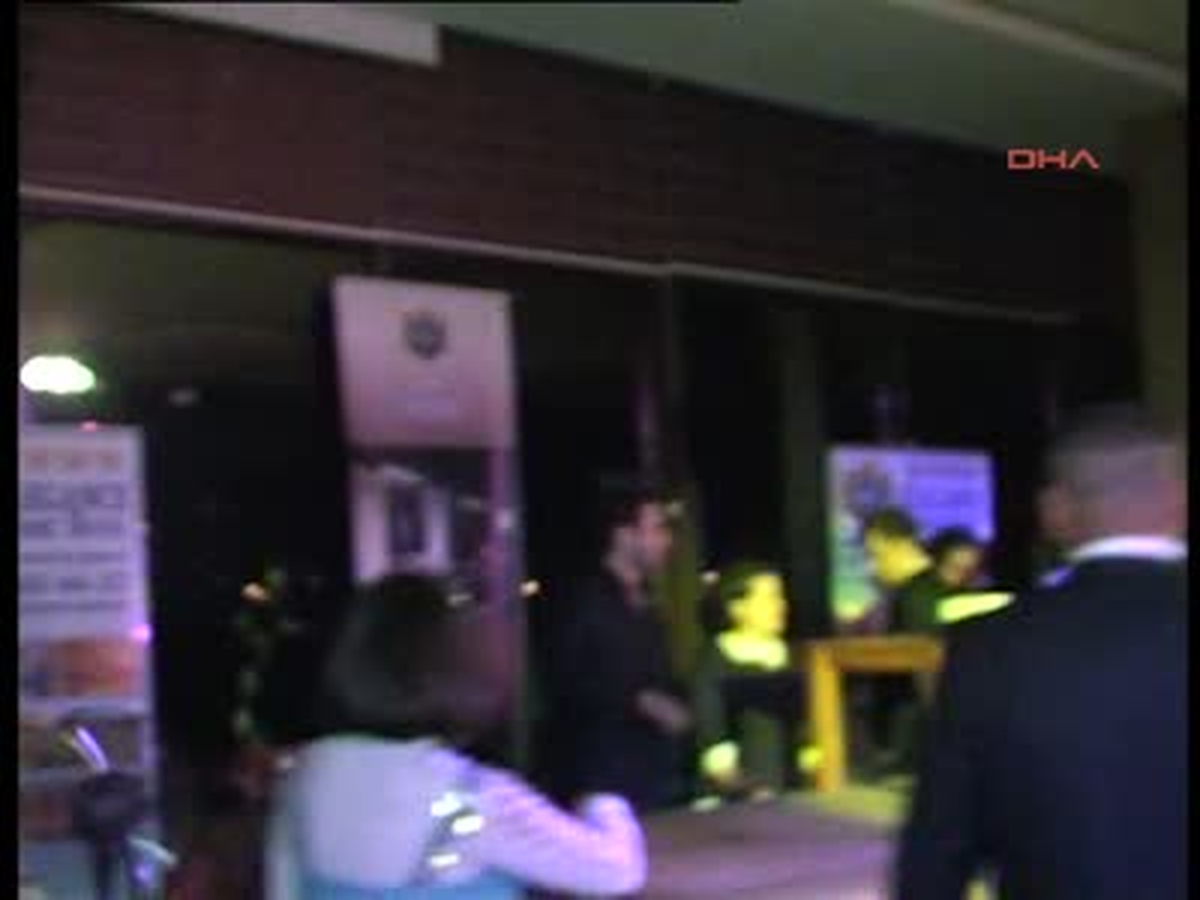 Yalova Fatih Ürek, Yalova\'da Sahne Aldı