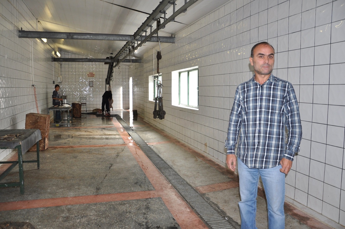 Belediye Mezbahası\'nda 52 Kurbanlık Kesildi