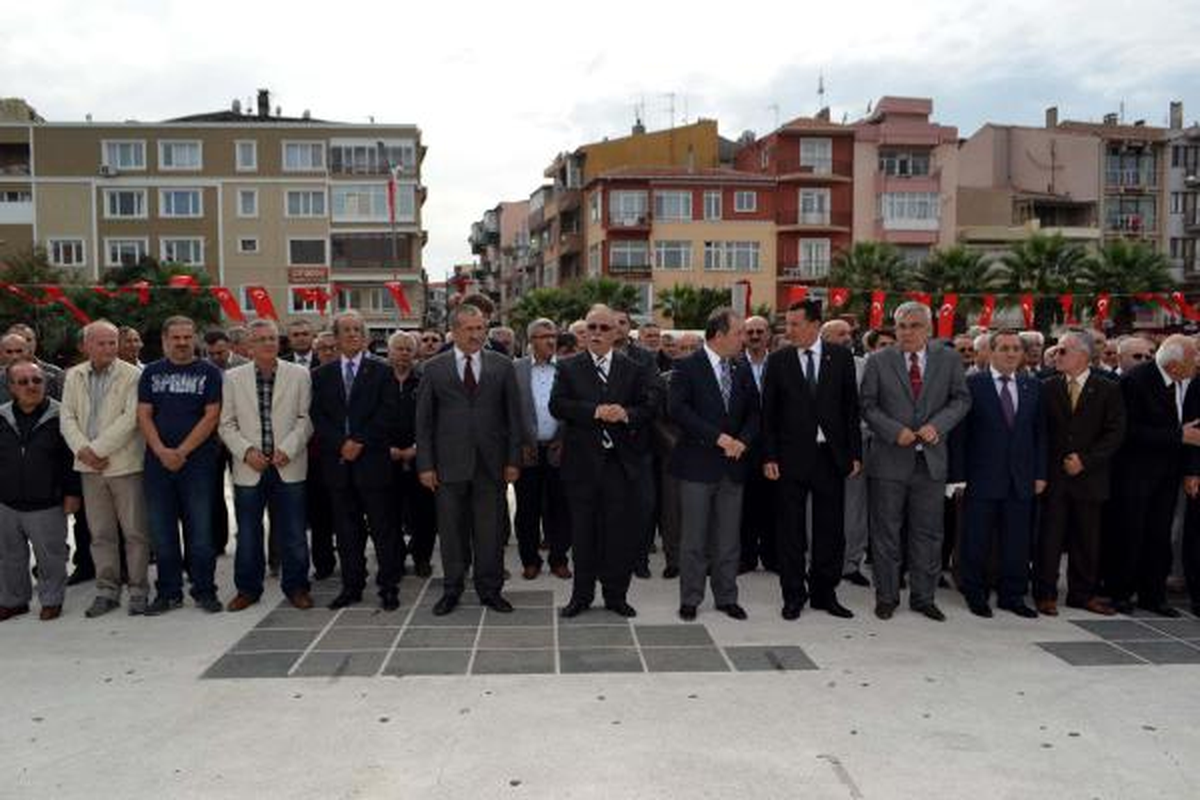 Çanakkale\'de CHP\'den Alternatif Cumhuriyet Töreni