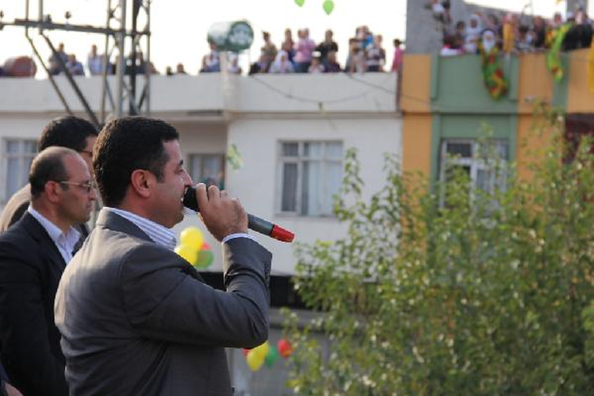 Demirtaş\'tan, Şehit Annelerine Boykot Çağrısı