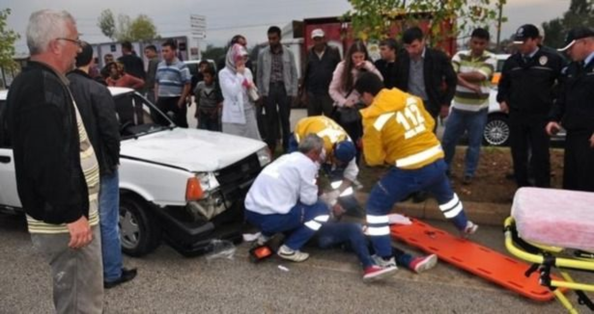 Düzce\'de Trafik Kazası: 1 Ölü, 1 Yaralı