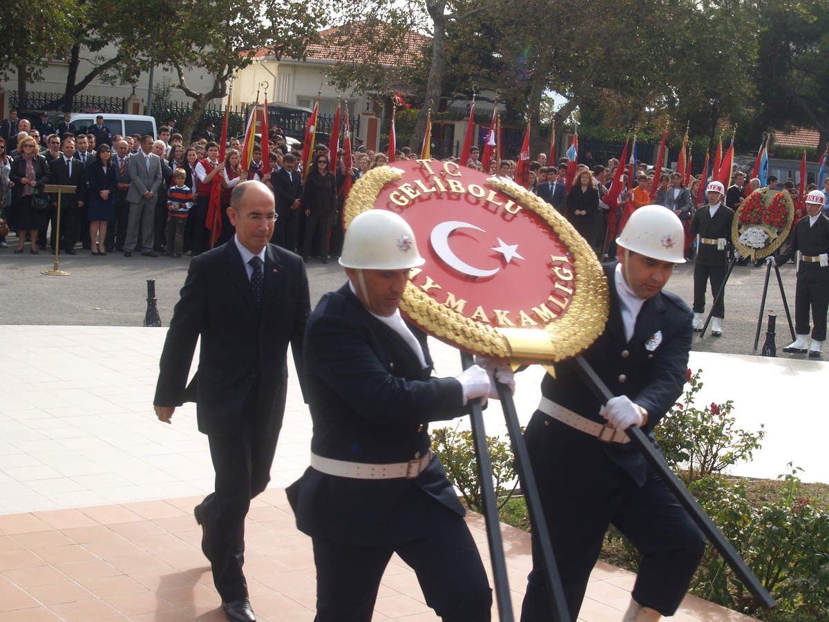 Gelibolu\'da Cumhuriyet Bayramı Kutlamaları