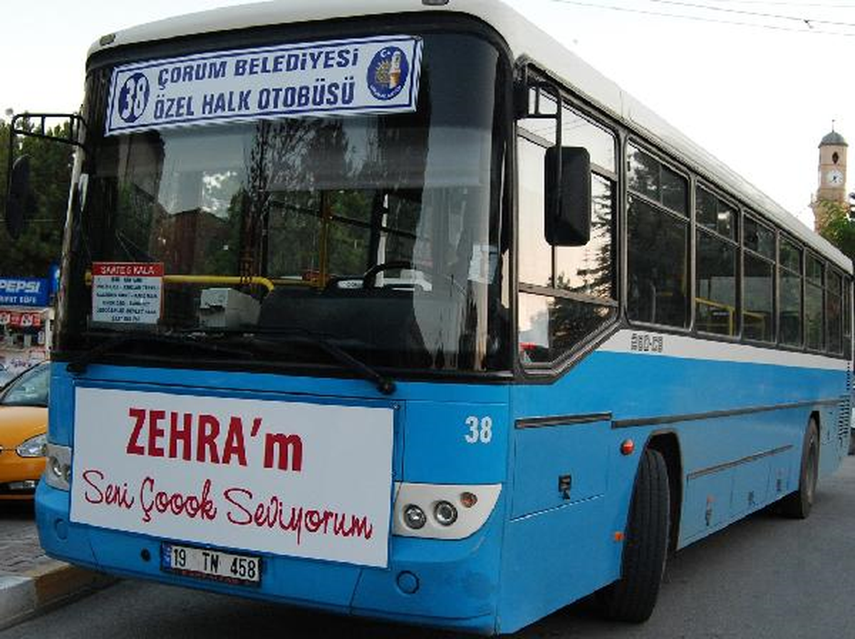 Otobüsle İlan-I Aşk