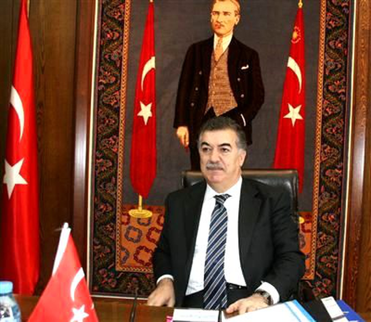 Vali Al, "Cumhuriyet Yeniden Doğmanın Tarihidir"