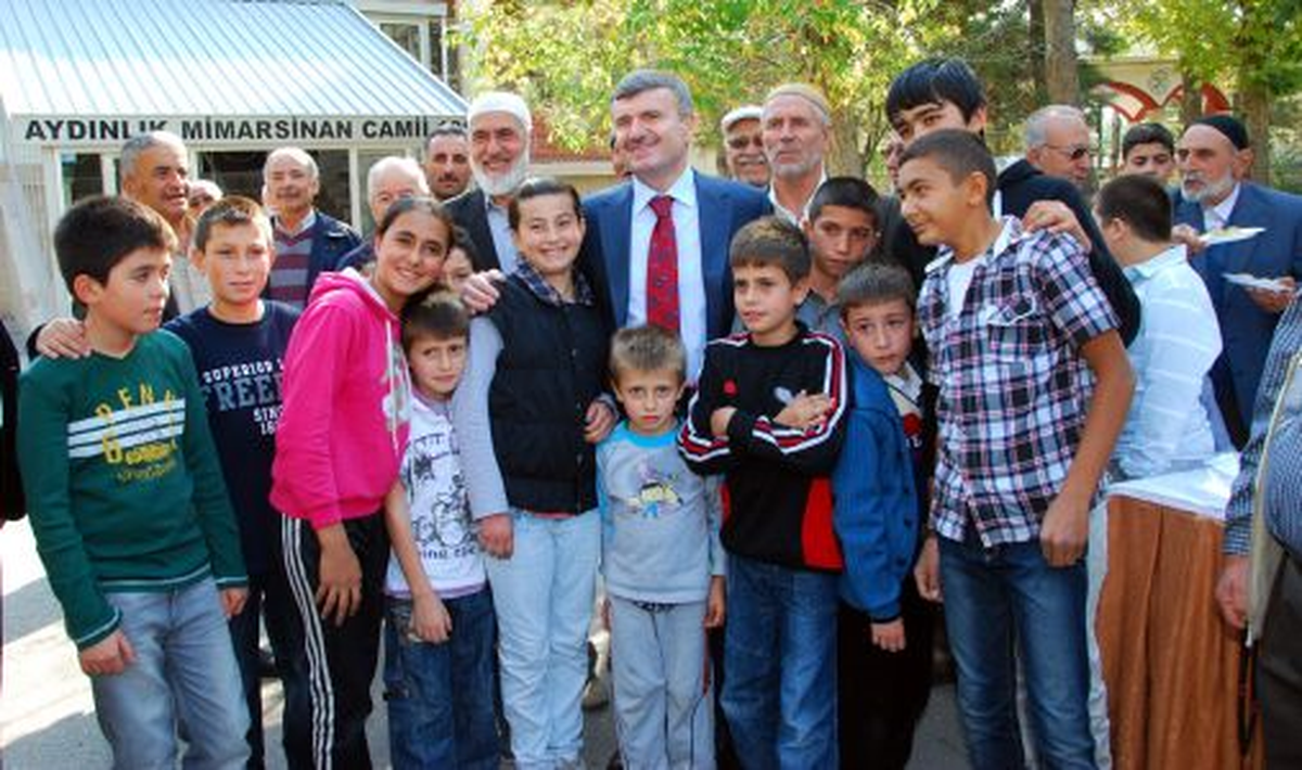 Akyürek Öğrenciler ile Bayramlaştı