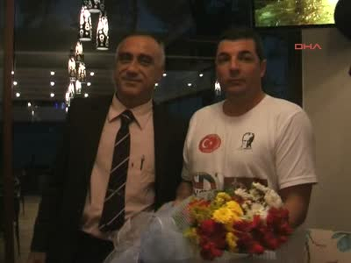 Çanakkale Cumhuriyet Yüzüşü Fırtına Engeline Takıldı