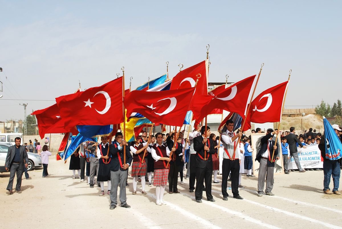 Ceylanpınar\'da Cumhuriyet Bayramı Coşkusu