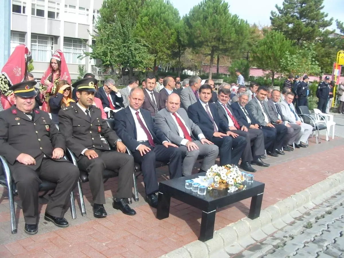 Cumhuriyet Bayramı Gediz\'de Coşkuyla Kutlandı