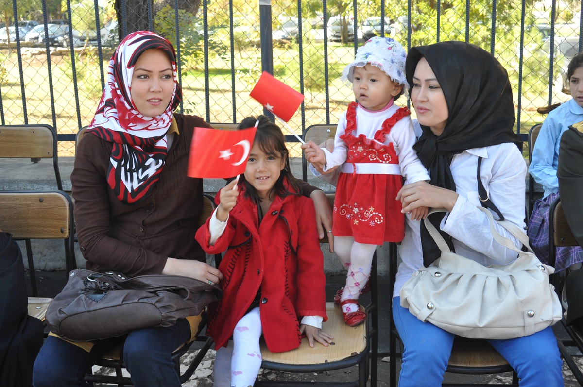Cumhuriyet Bayramı Kutlamalarına Afganlar\'dan İlgi