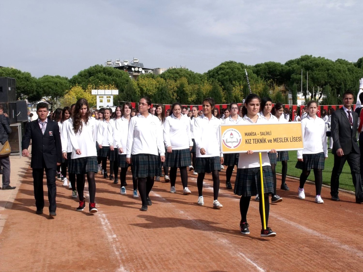 Cumhuriyet Bayramı Törenlerle Kutlandı
