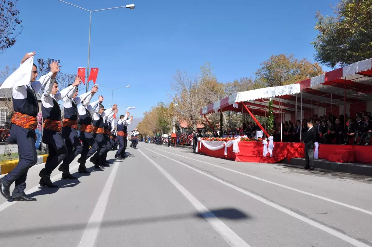 Erzurum\'da Cumhuriyet Bayramı Coşkusu