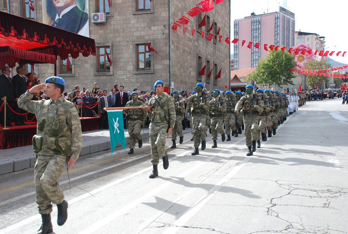 Isparta\'da Konserli Bayram
