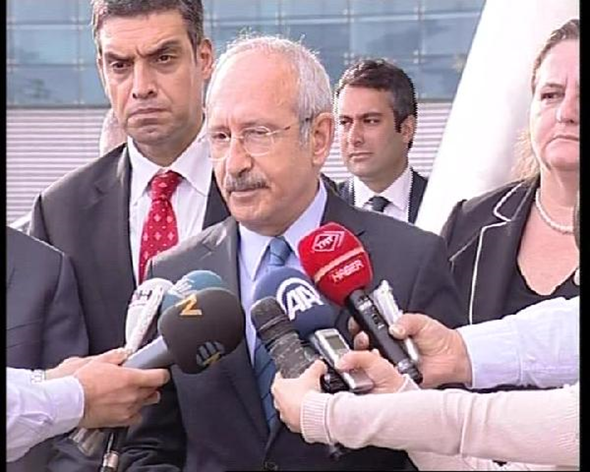 "Bayrak Açmanın Tekmelendiği Bir Bayram Yaşadık"