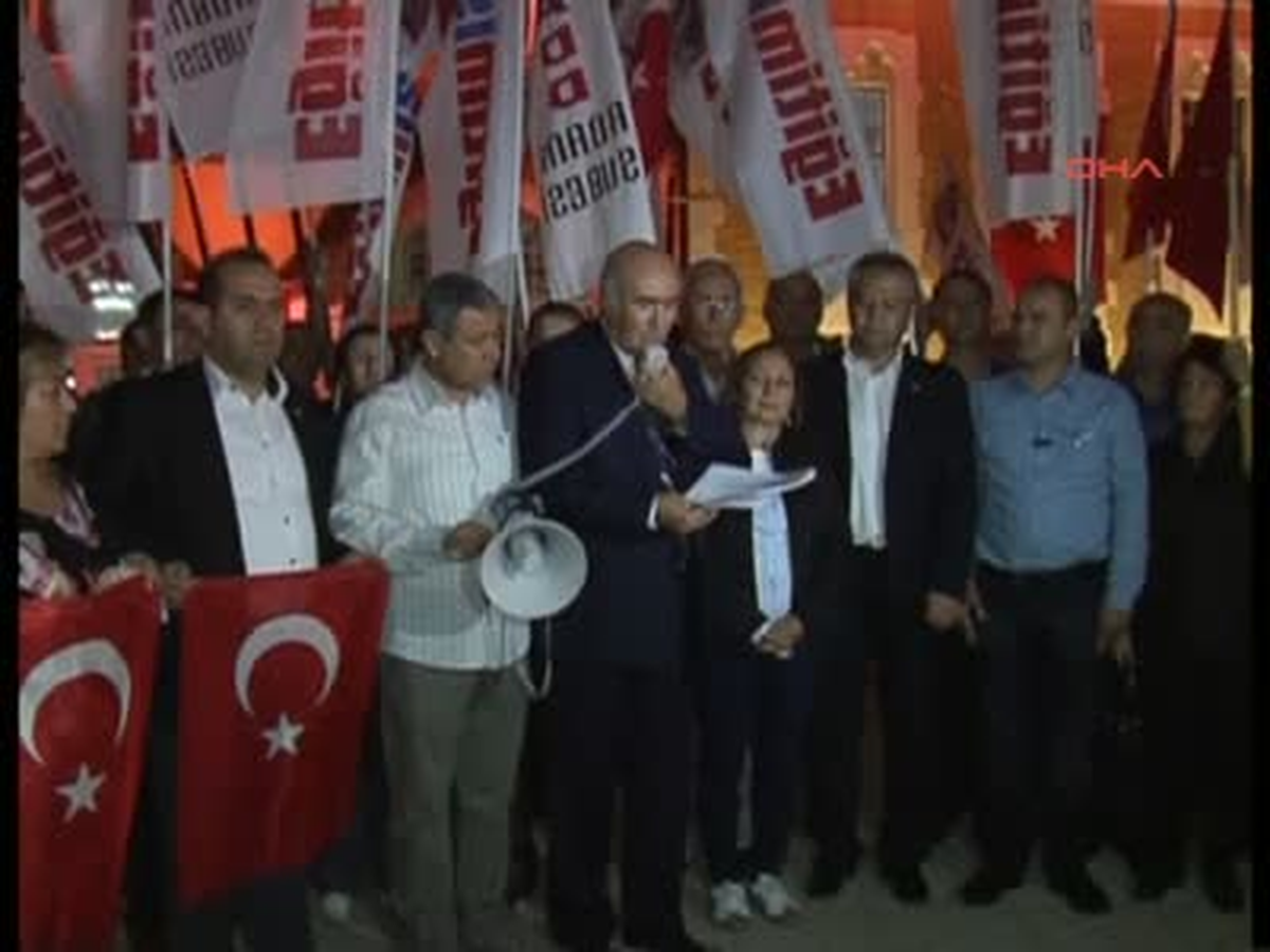 Memurlardan Gece Açıklaması