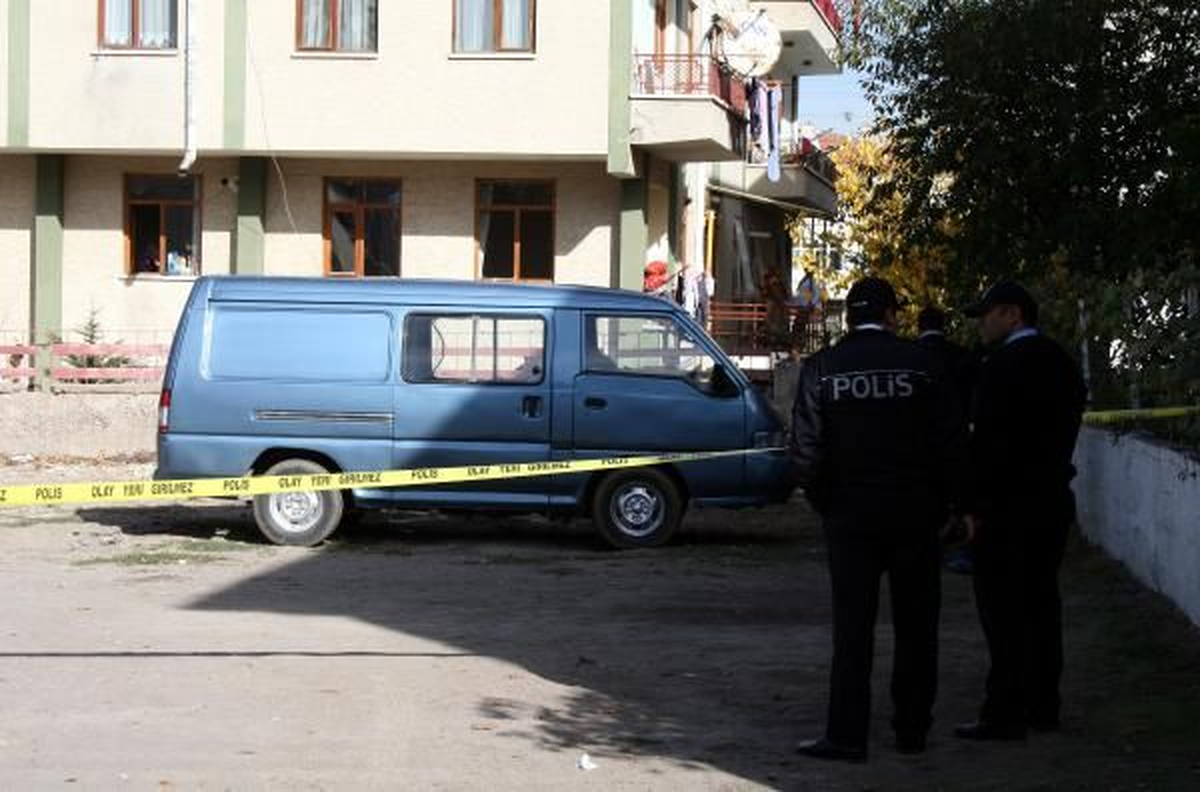 İki Kardeşe Minibüste İnfaz