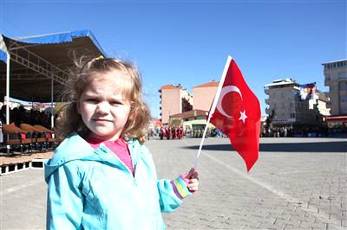 Oltu\'da Cumhuriyet Coşkusu
