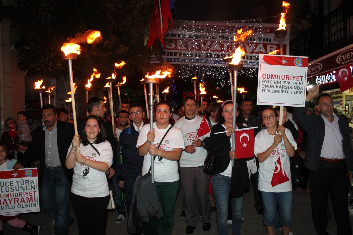 Ordu\'da Fener Alayı Yürüyüşü Gerçekleşti