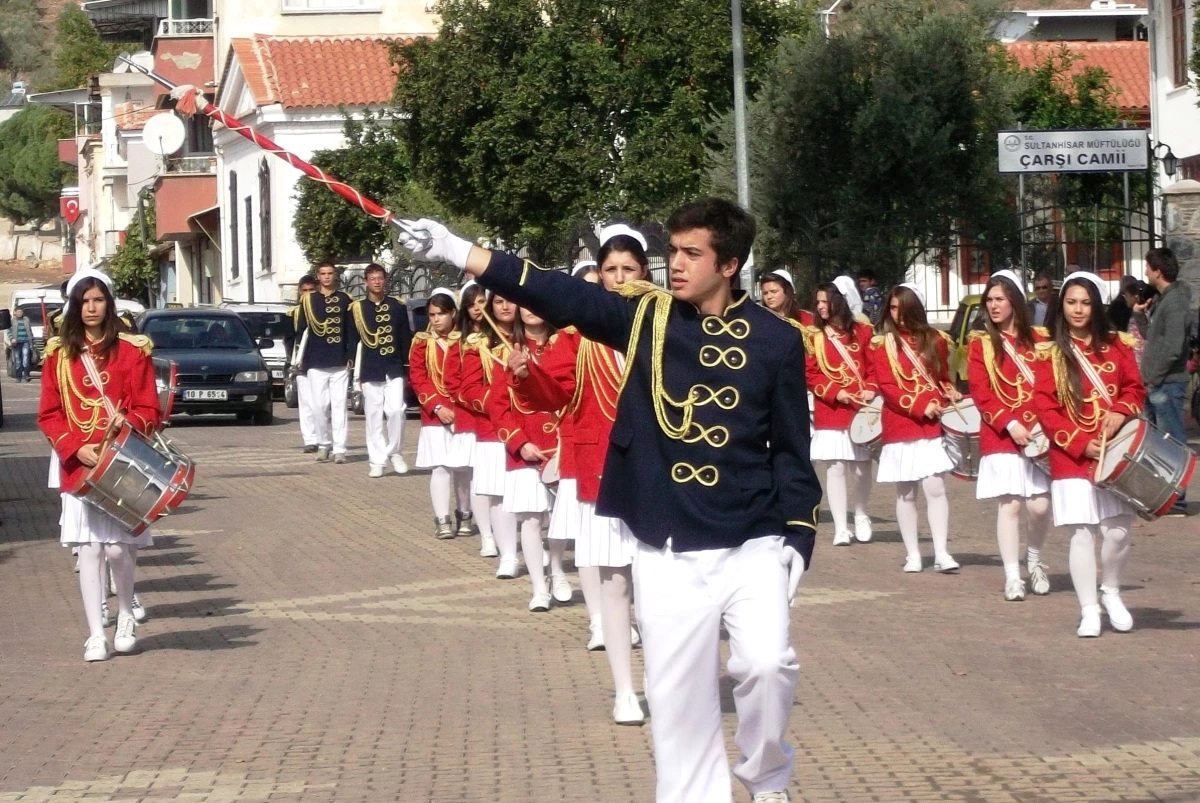 Sultanhisar\'da Cumhuriyet Bayramı Kutlamaları