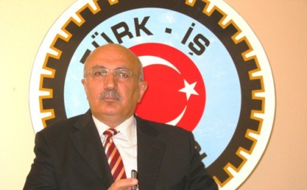 Türk-İş Konya İl Temsilcisi\'nden Cumhuriyet Bayramı Mesajı